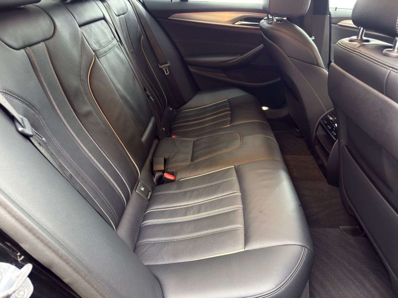 2019 BMW 5 SERIES 2019 BMW 5 SERIES