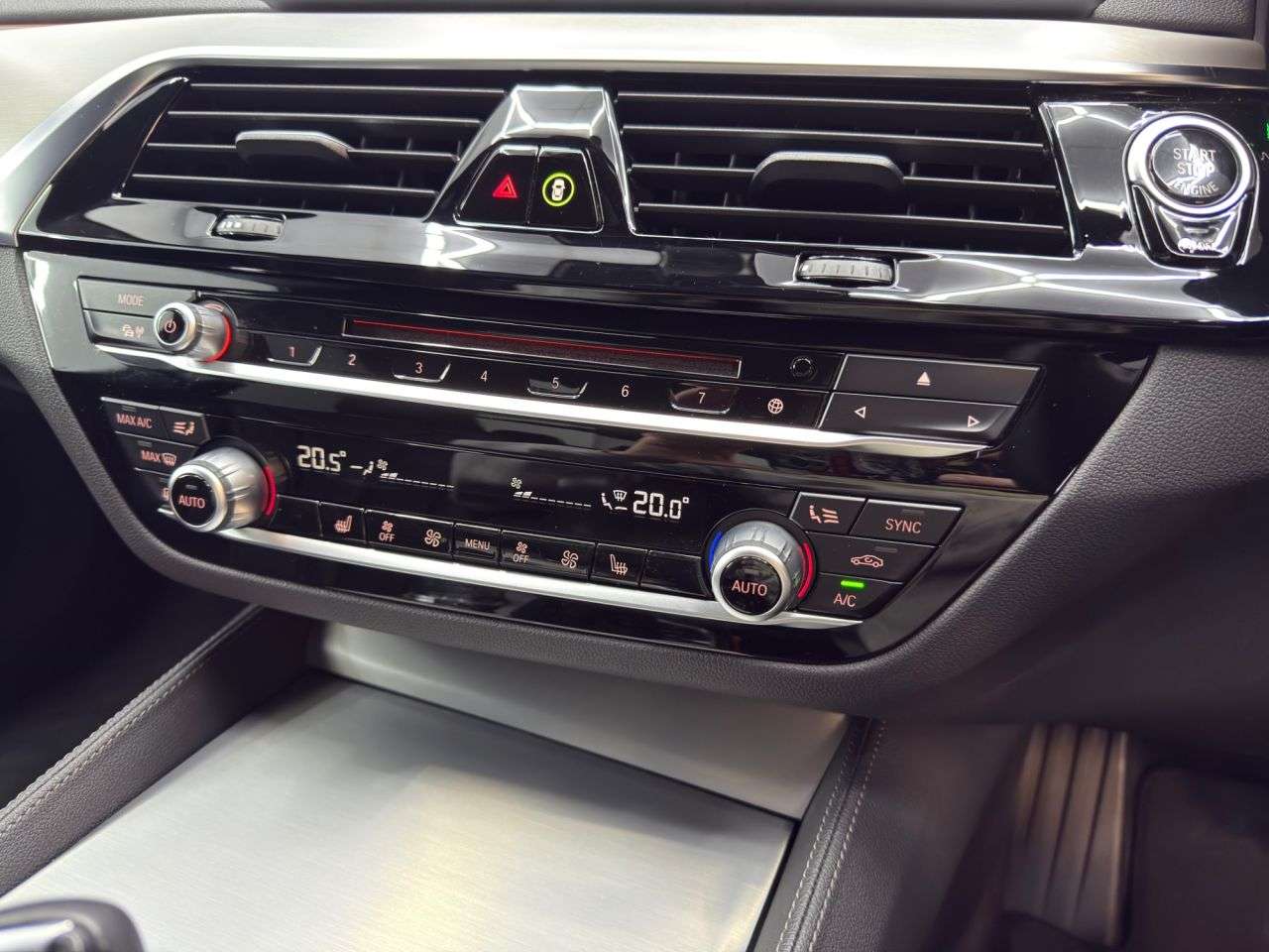 2019 BMW 5 SERIES 2019 BMW 5 SERIES