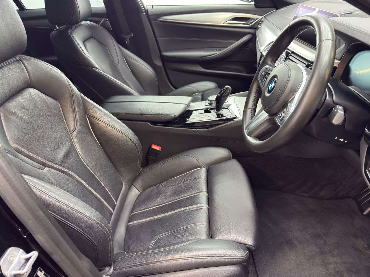 2019 BMW 5 SERIES 2019 BMW 5 SERIES