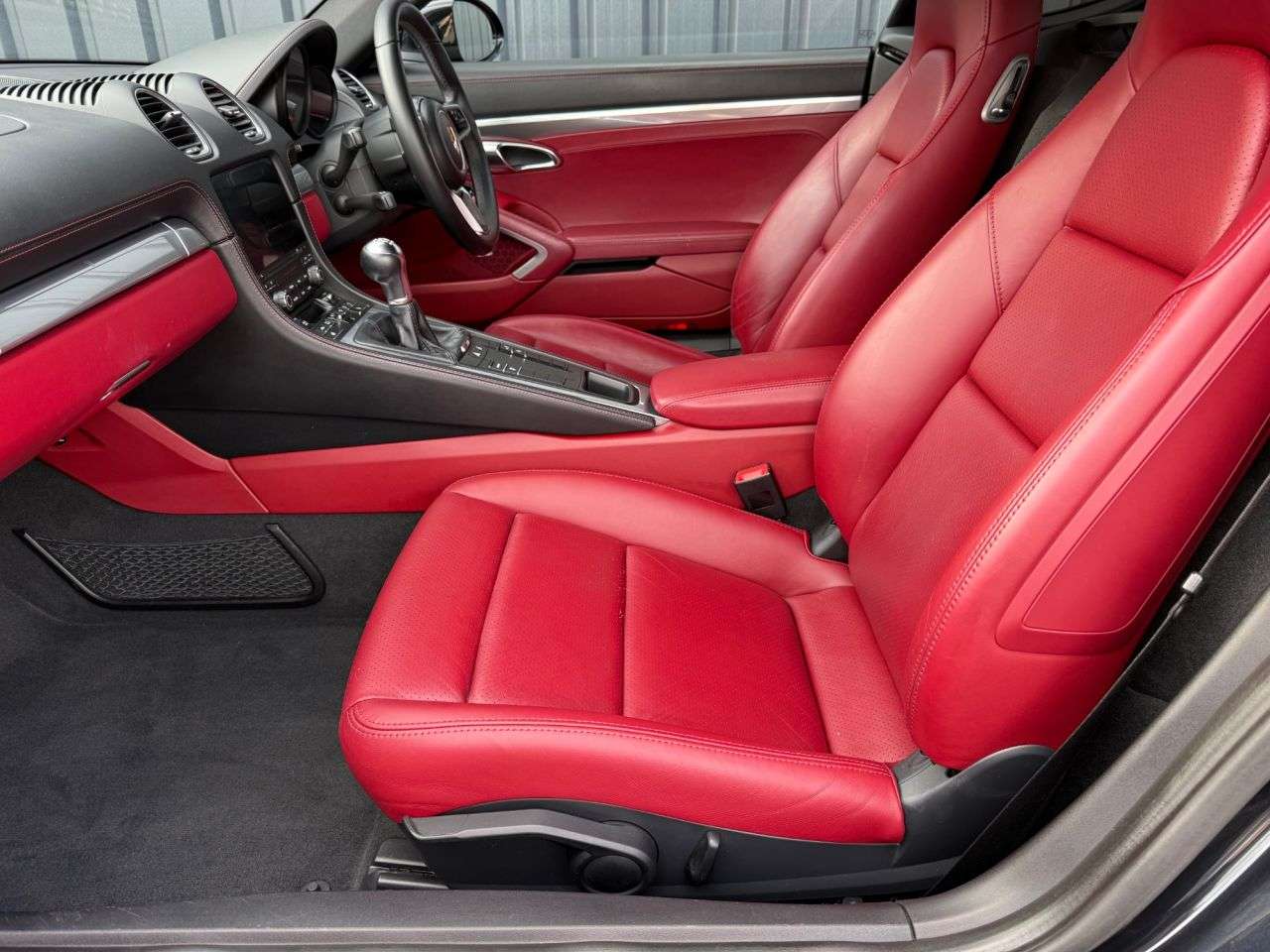 2018 PORSCHE 718 CAYMAN 2018 PORSCHE 718 CAYMAN