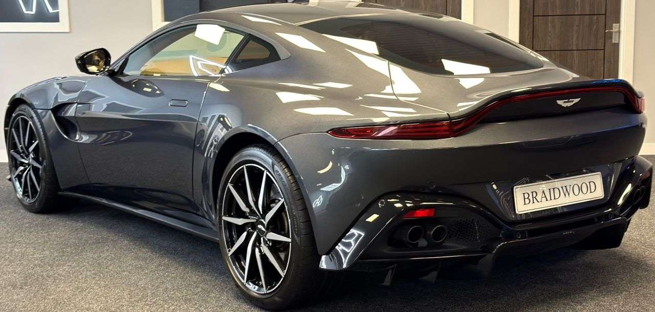 2019 ASTON MARTIN VANTAGE 2019 ASTON MARTIN VANTAGE