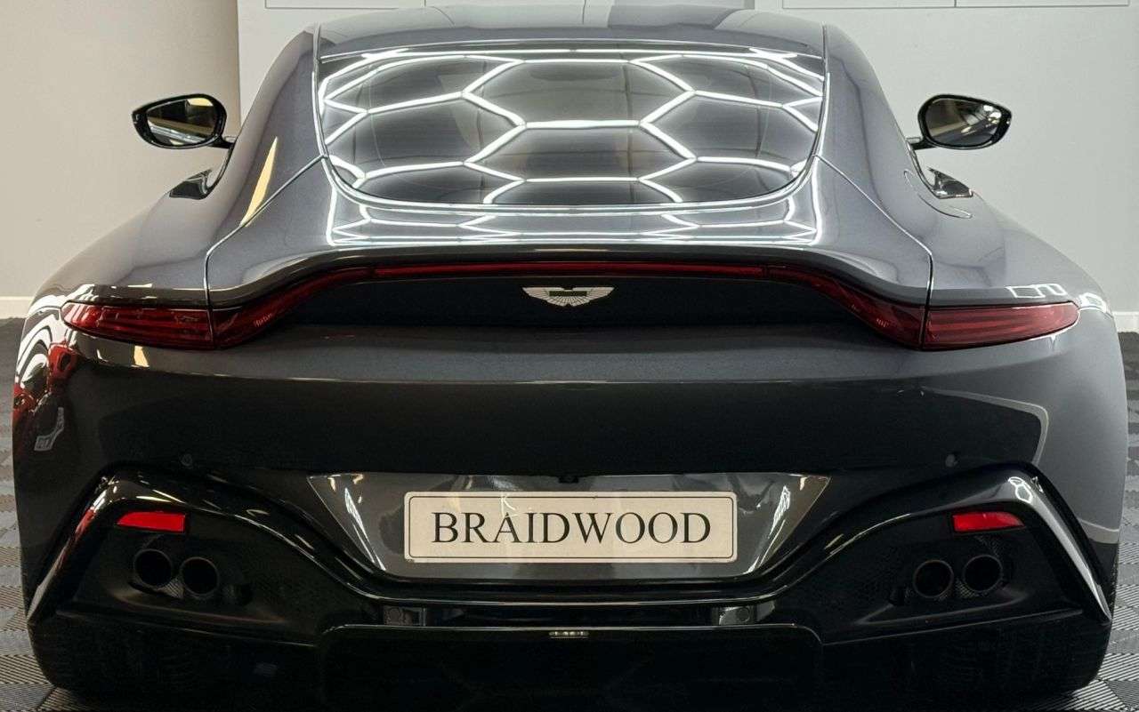 2019 ASTON MARTIN VANTAGE 2019 ASTON MARTIN VANTAGE