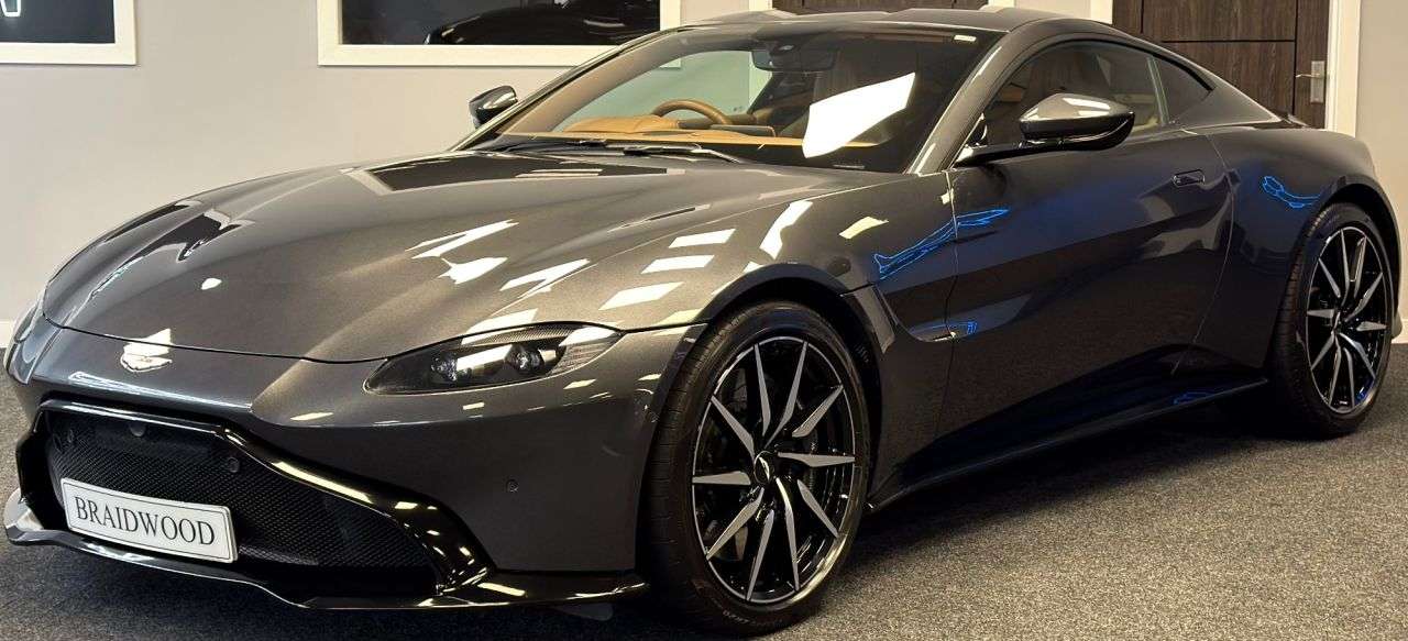 2019 ASTON MARTIN VANTAGE 2019 ASTON MARTIN VANTAGE