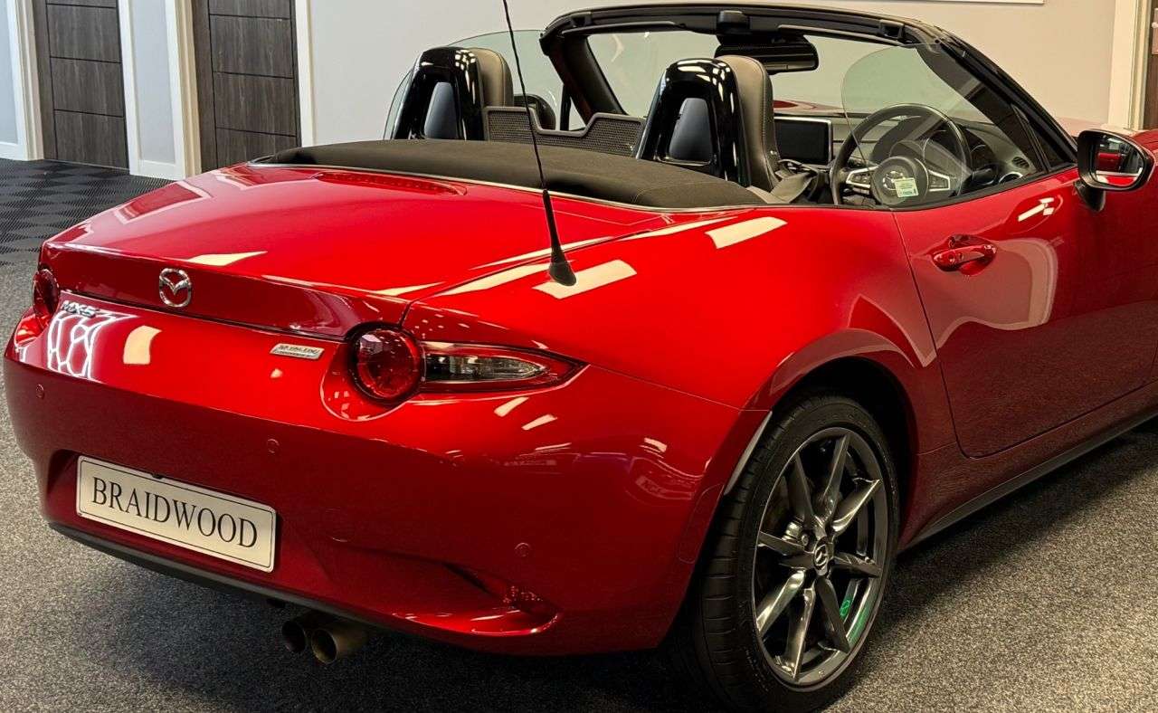 2016 MAZDA MX-5 2016 MAZDA MX-5