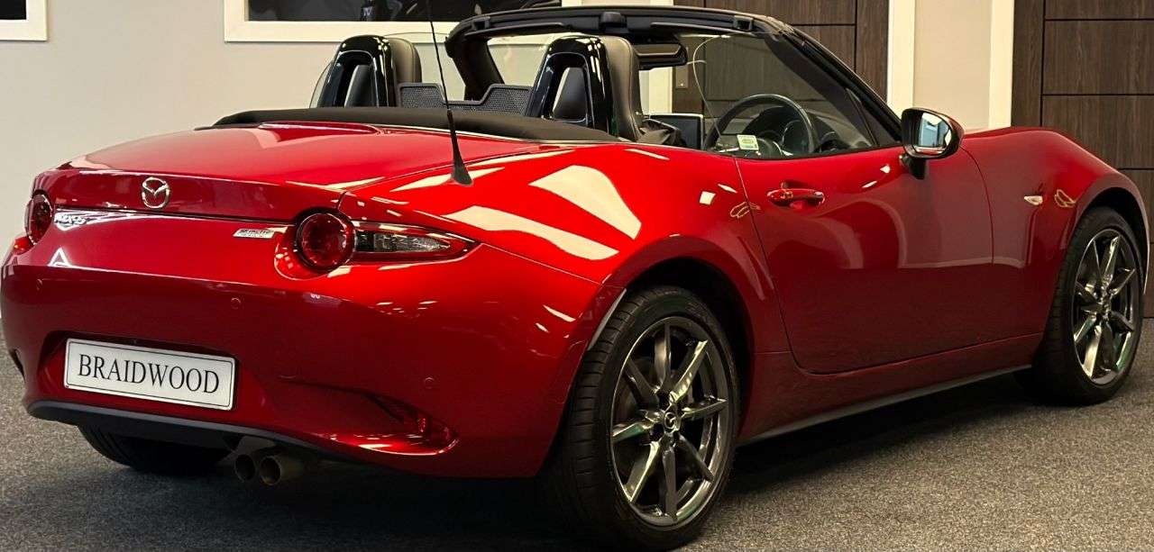 2016 MAZDA MX-5 2016 MAZDA MX-5