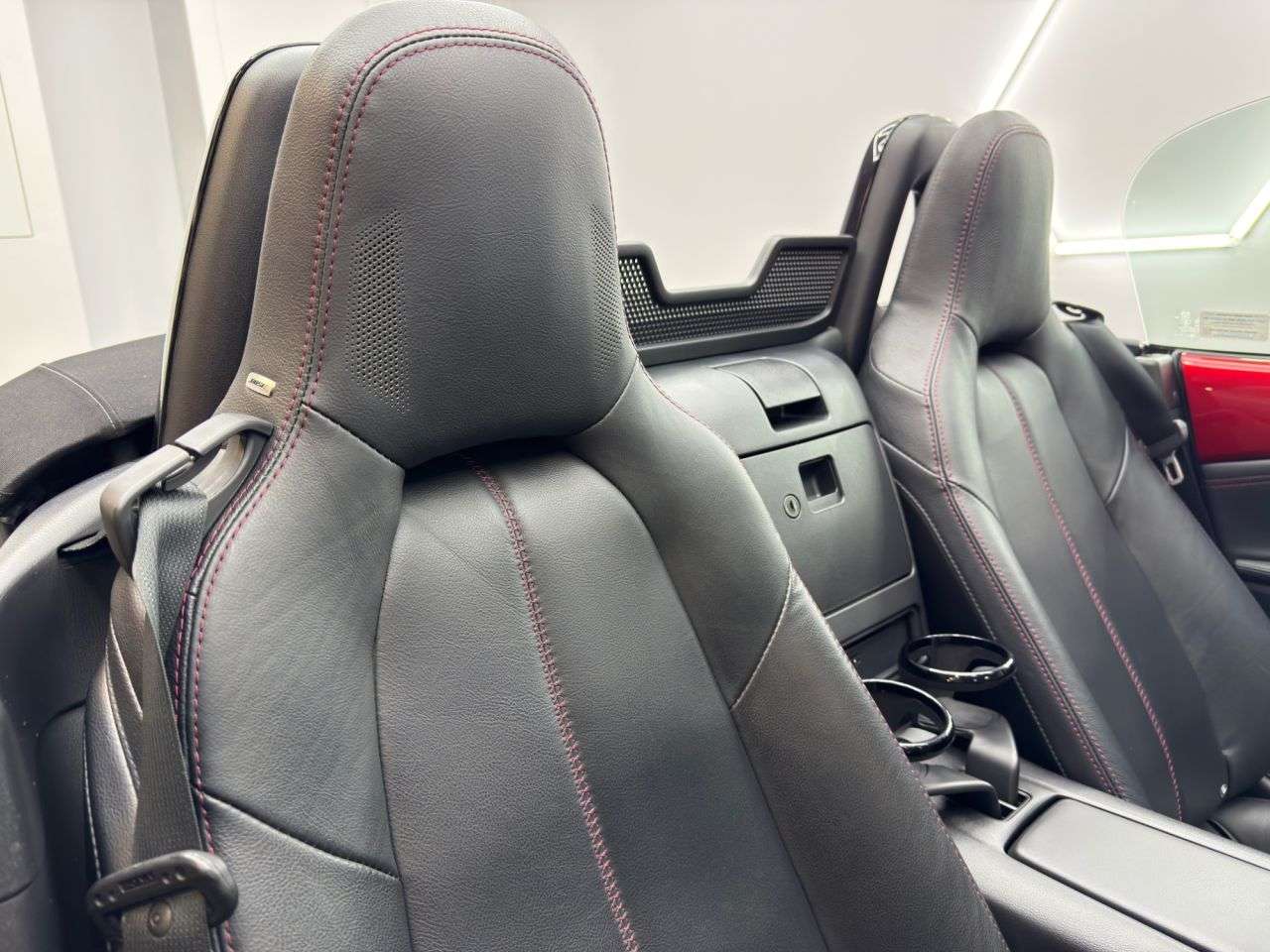 2016 MAZDA MX-5 2016 MAZDA MX-5