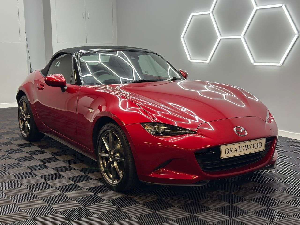 2016 MAZDA MX-5 2016 MAZDA MX-5