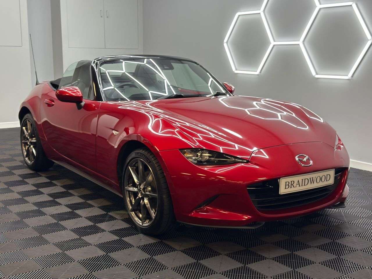 2016 MAZDA MX-5 2016 MAZDA MX-5