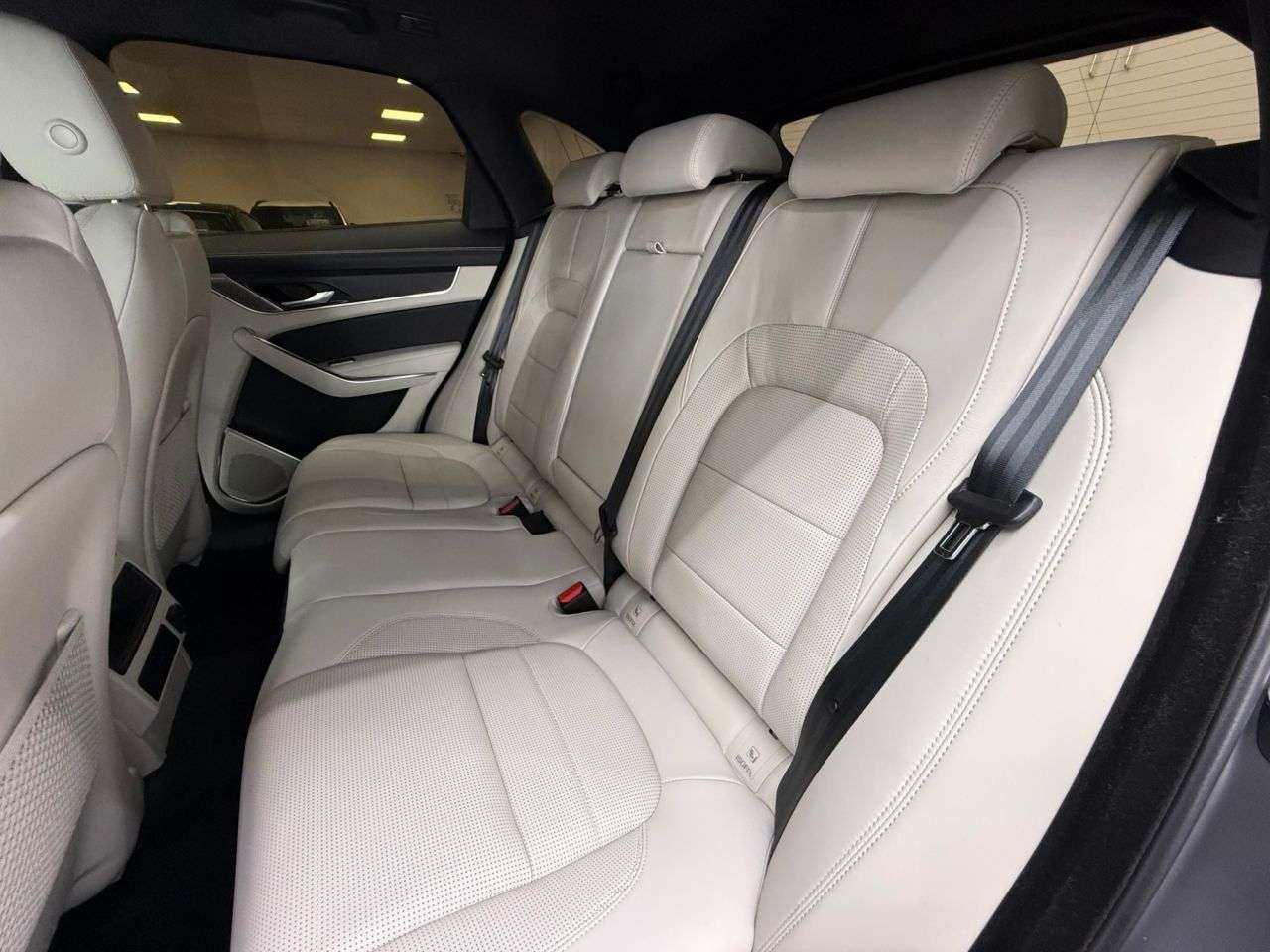 2022 JAGUAR F-PACE 2022 JAGUAR F-PACE