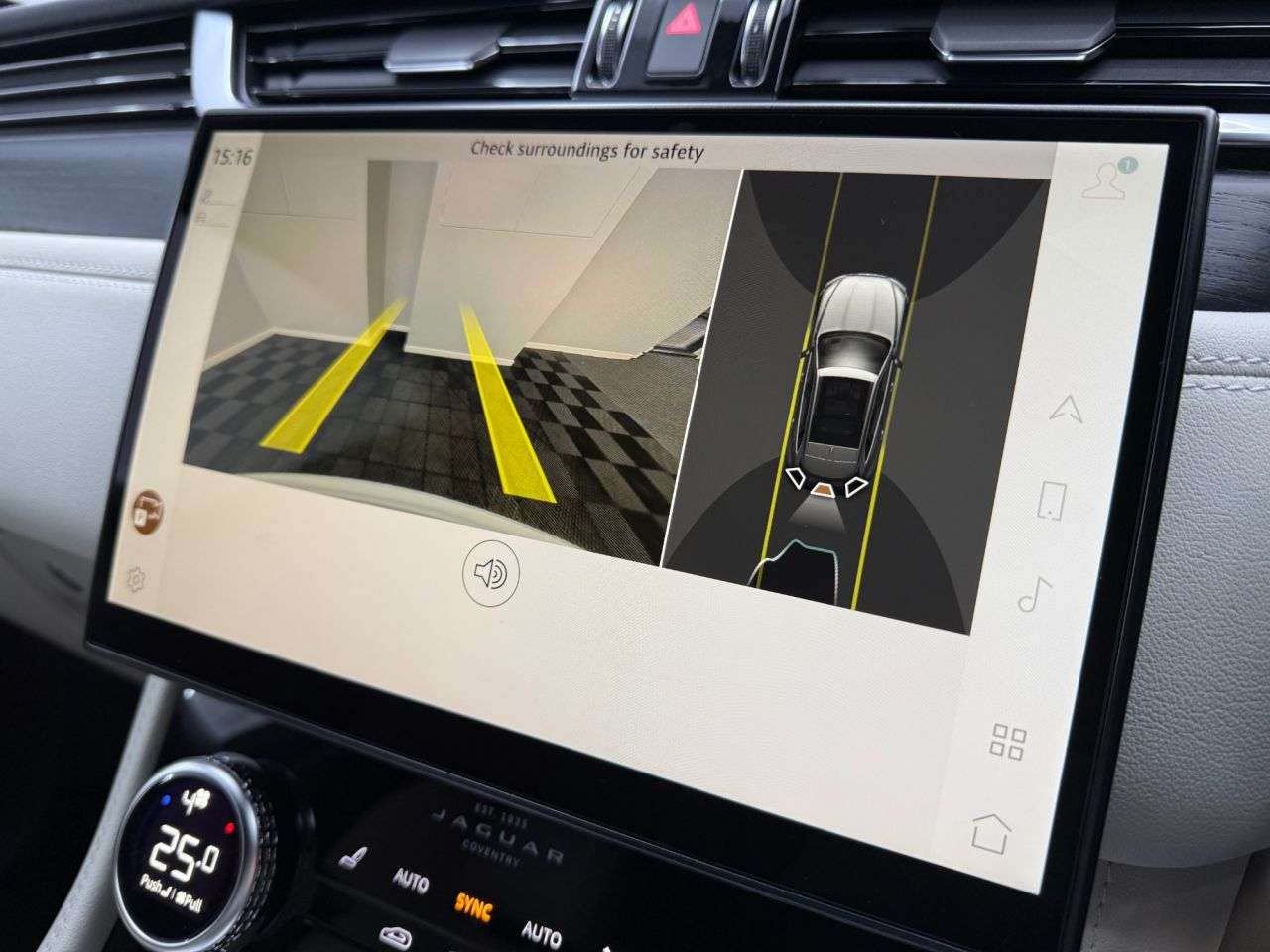 2022 JAGUAR F-PACE 2022 JAGUAR F-PACE