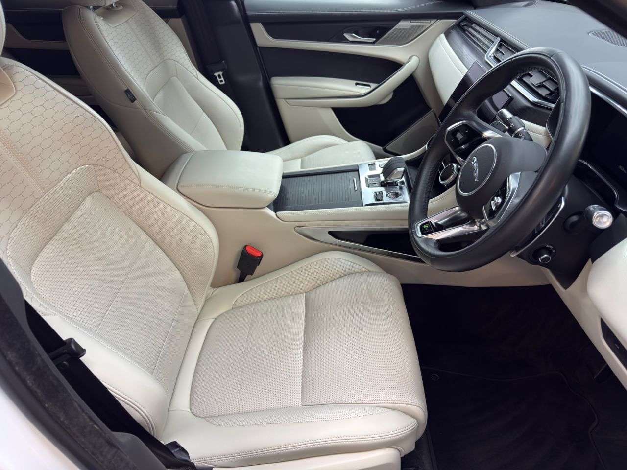 2022 JAGUAR F-PACE 2022 JAGUAR F-PACE