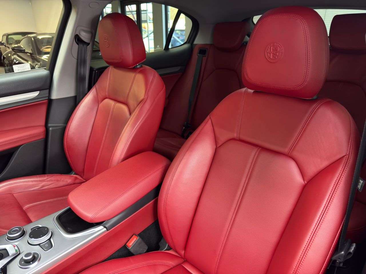 2021 ALFA ROMEO STELVIO 2021 ALFA ROMEO STELVIO