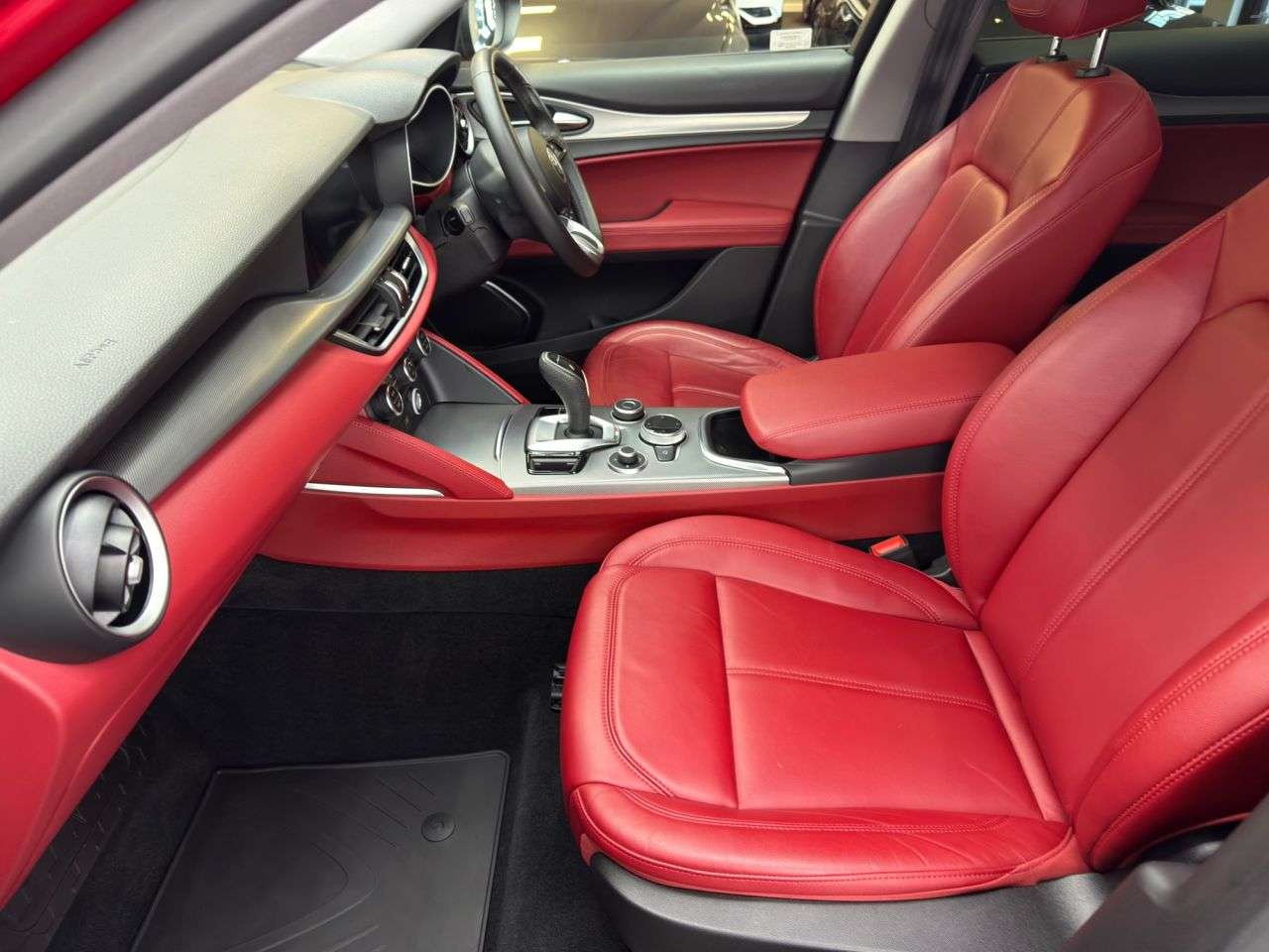 2021 ALFA ROMEO STELVIO 2021 ALFA ROMEO STELVIO