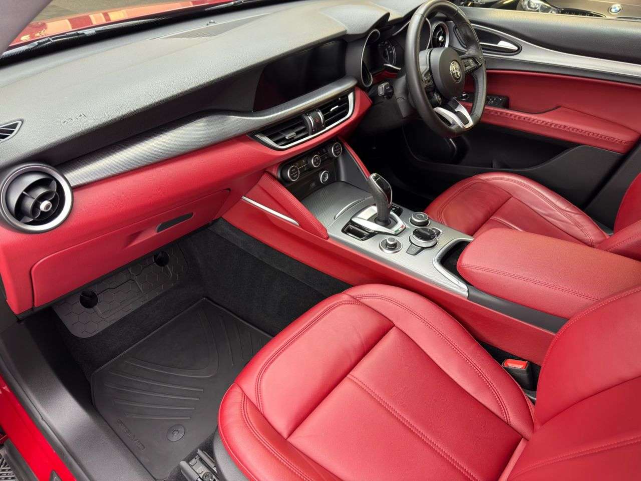 2021 ALFA ROMEO STELVIO 2021 ALFA ROMEO STELVIO