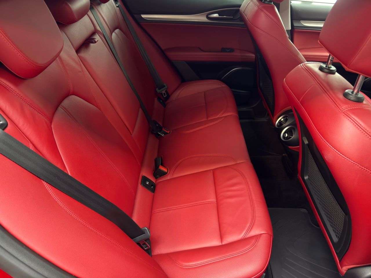 2021 ALFA ROMEO STELVIO 2021 ALFA ROMEO STELVIO