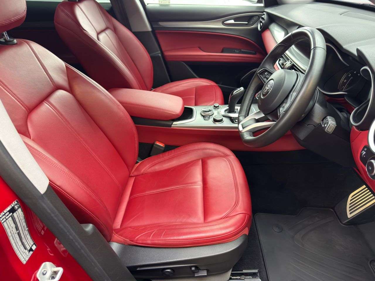 2021 ALFA ROMEO STELVIO 2021 ALFA ROMEO STELVIO