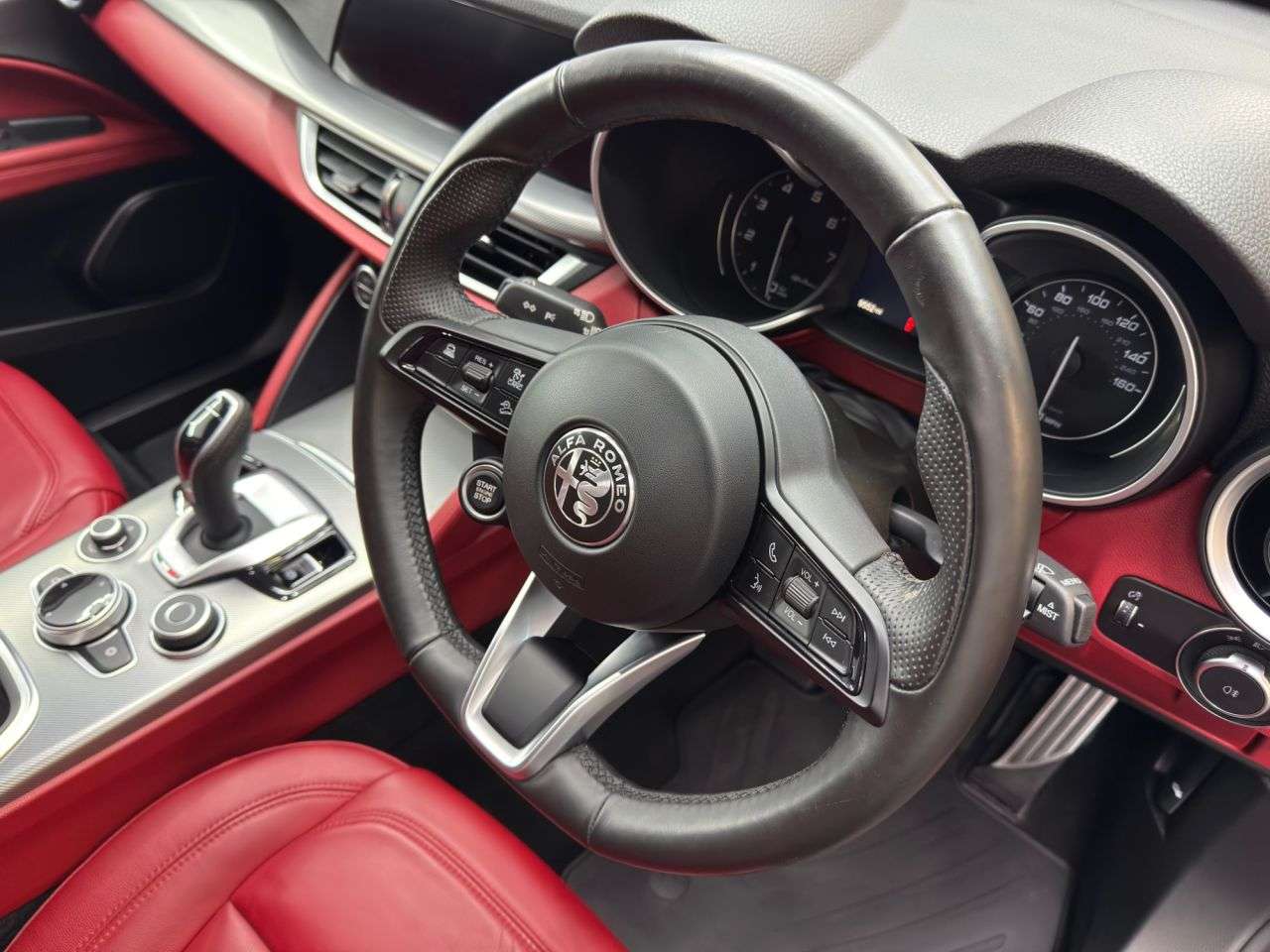 2021 ALFA ROMEO STELVIO 2021 ALFA ROMEO STELVIO