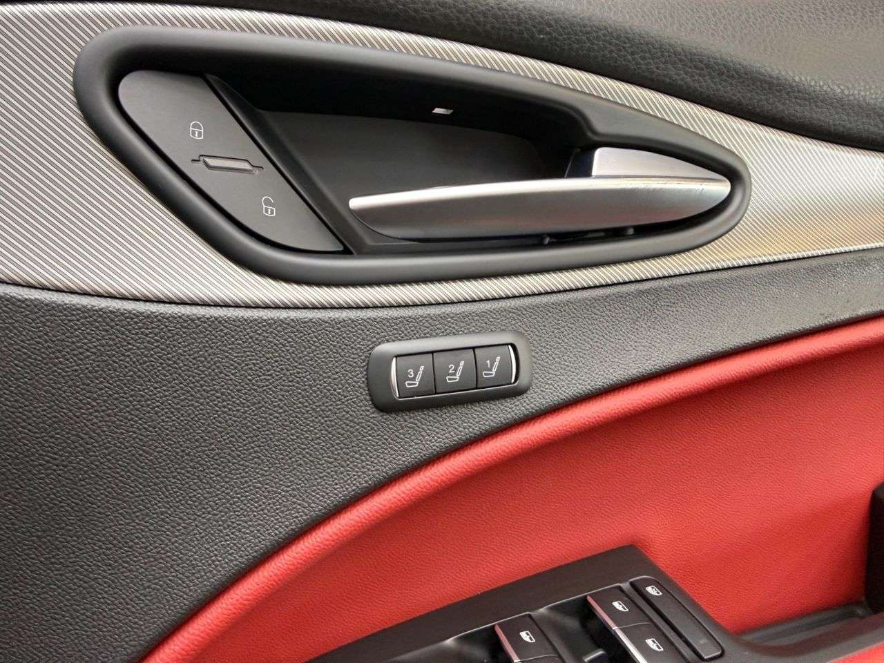 2021 ALFA ROMEO STELVIO 2021 ALFA ROMEO STELVIO