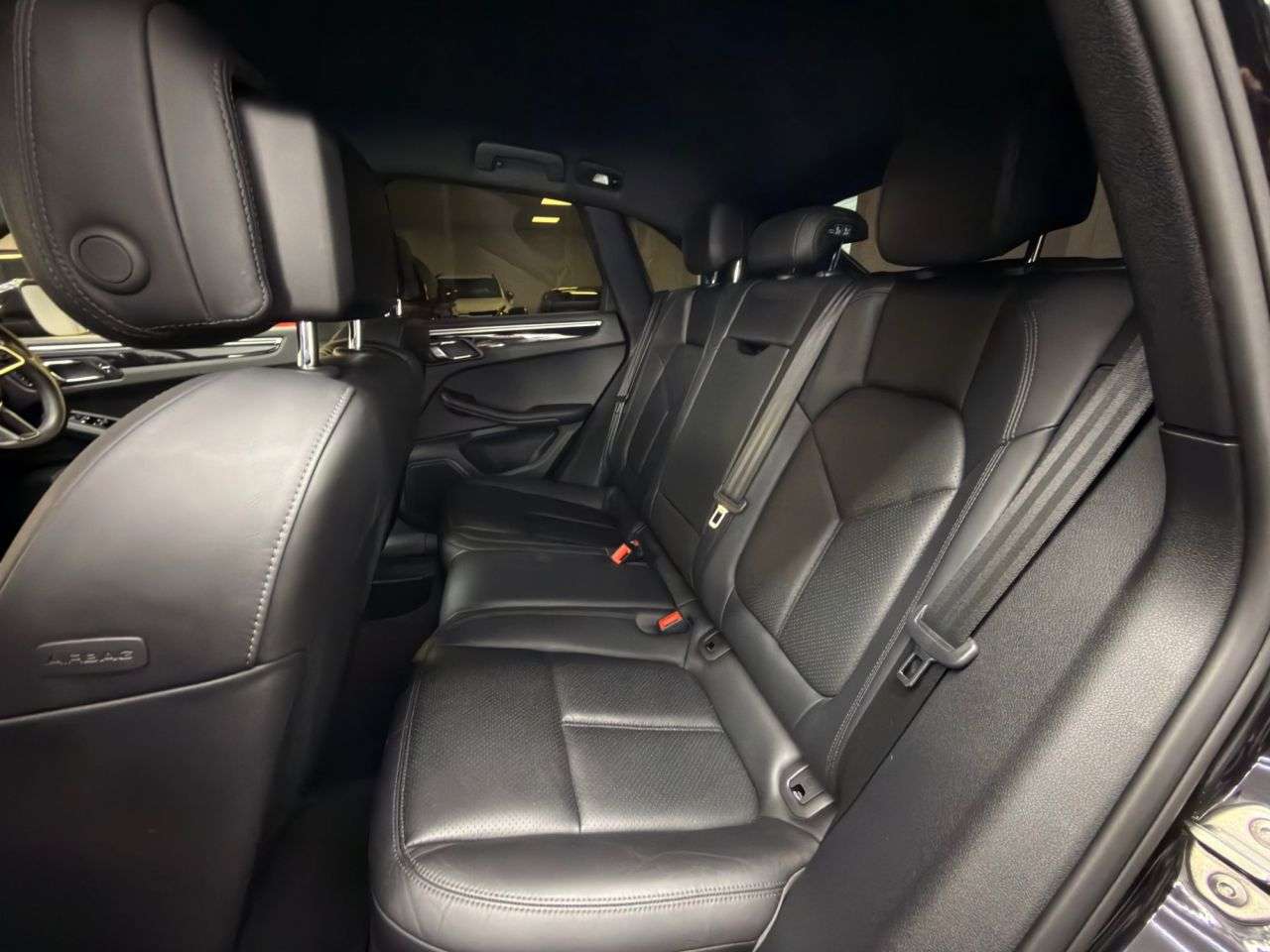 2016 PORSCHE MACAN 2016 PORSCHE MACAN