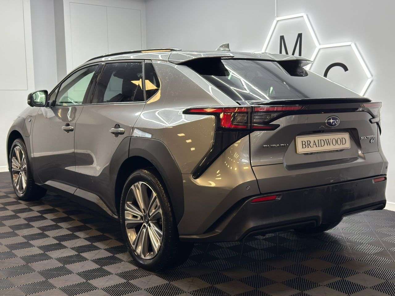 A 2023 SUBARU SOLTERRA 71.4kWh Touring SUV 5dr Electric Auto AWD (218 ps) A 2023 SUBARU SOLTERRA 71.4kWh Touring SUV 5dr Electric Auto AWD (218 ps)