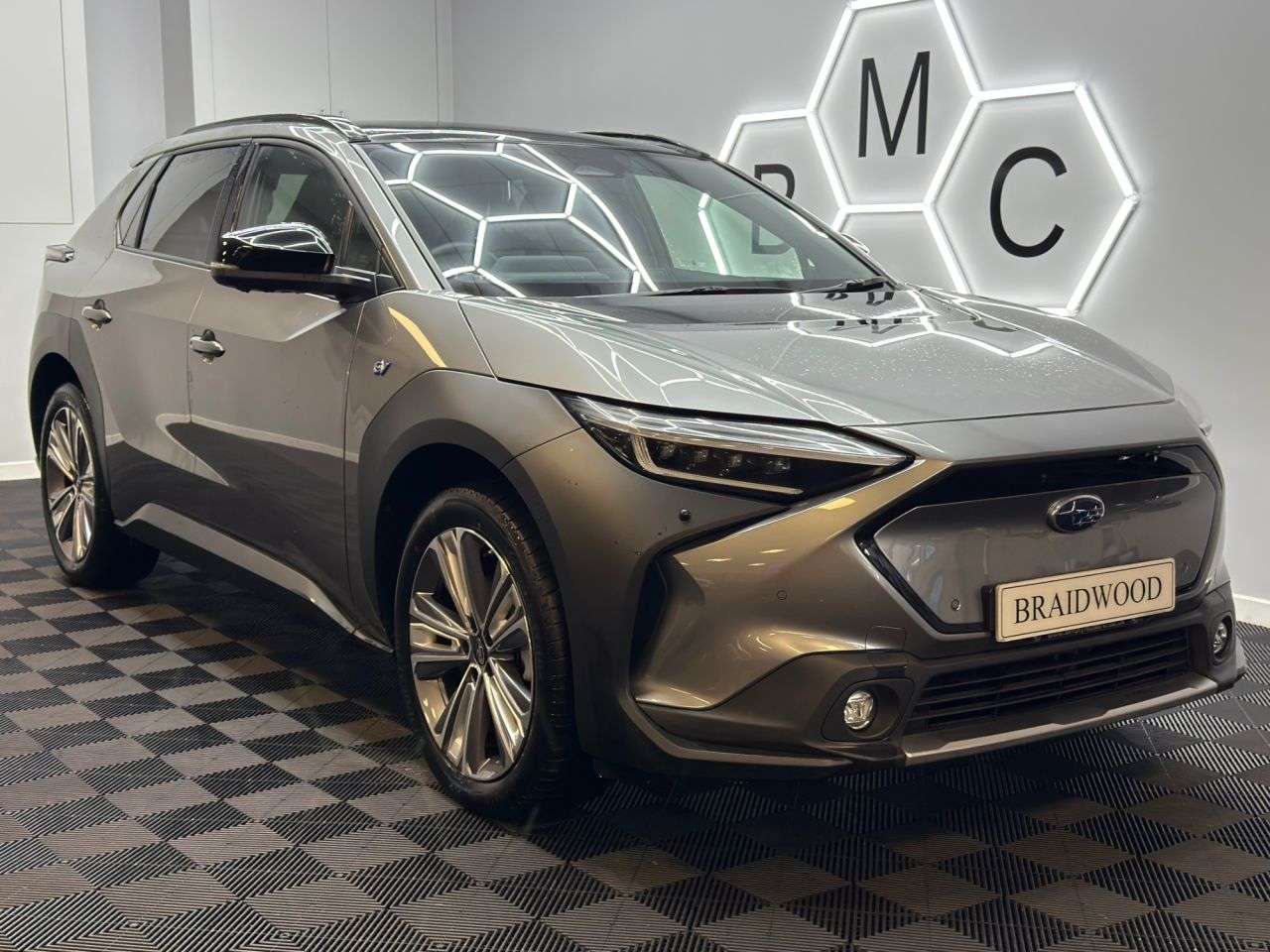 A 2023 SUBARU SOLTERRA 71.4kWh Touring SUV 5dr Electric Auto AWD (218 ps) A 2023 SUBARU SOLTERRA 71.4kWh Touring SUV 5dr Electric Auto AWD (218 ps)