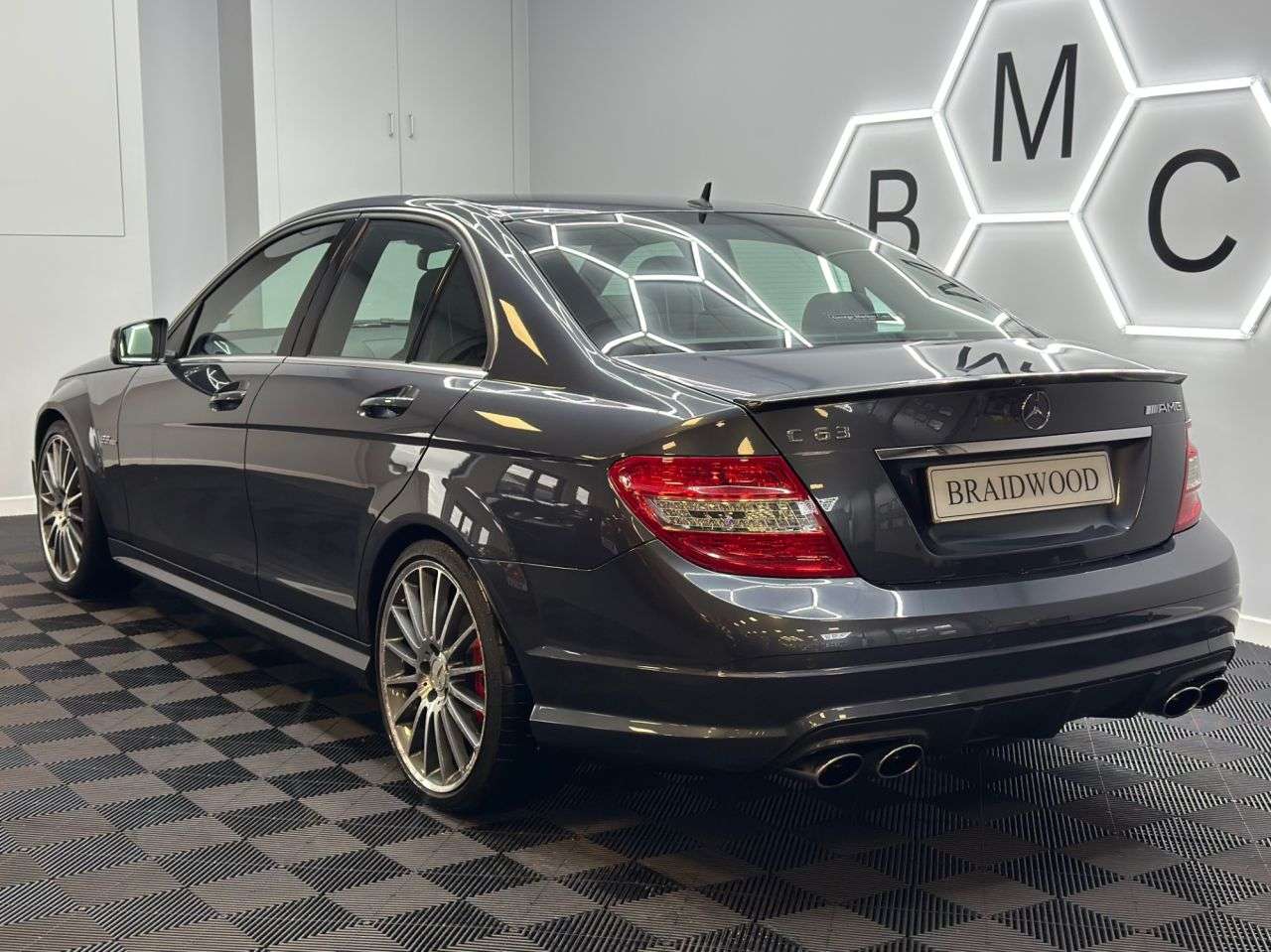 A 2010 MERCEDES-BENZ C-CLASS 6.3 C63 V8 AMG Saloon 4dr Petrol G-Tronic Euro 4 (457 ps) A 2010 MERCEDES-BENZ C-CLASS 6.3 C63 V8 AMG Saloon 4dr Petrol G-Tronic Euro 4 (457 ps)