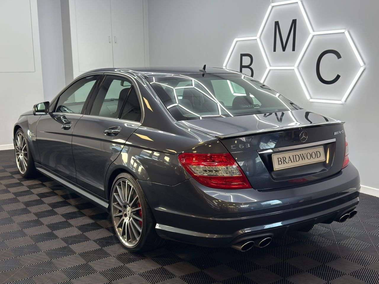 A 2010 MERCEDES-BENZ C-CLASS 6.3 C63 V8 AMG Saloon 4dr Petrol G-Tronic Euro 4 (457 ps) A 2010 MERCEDES-BENZ C-CLASS 6.3 C63 V8 AMG Saloon 4dr Petrol G-Tronic Euro 4 (457 ps)