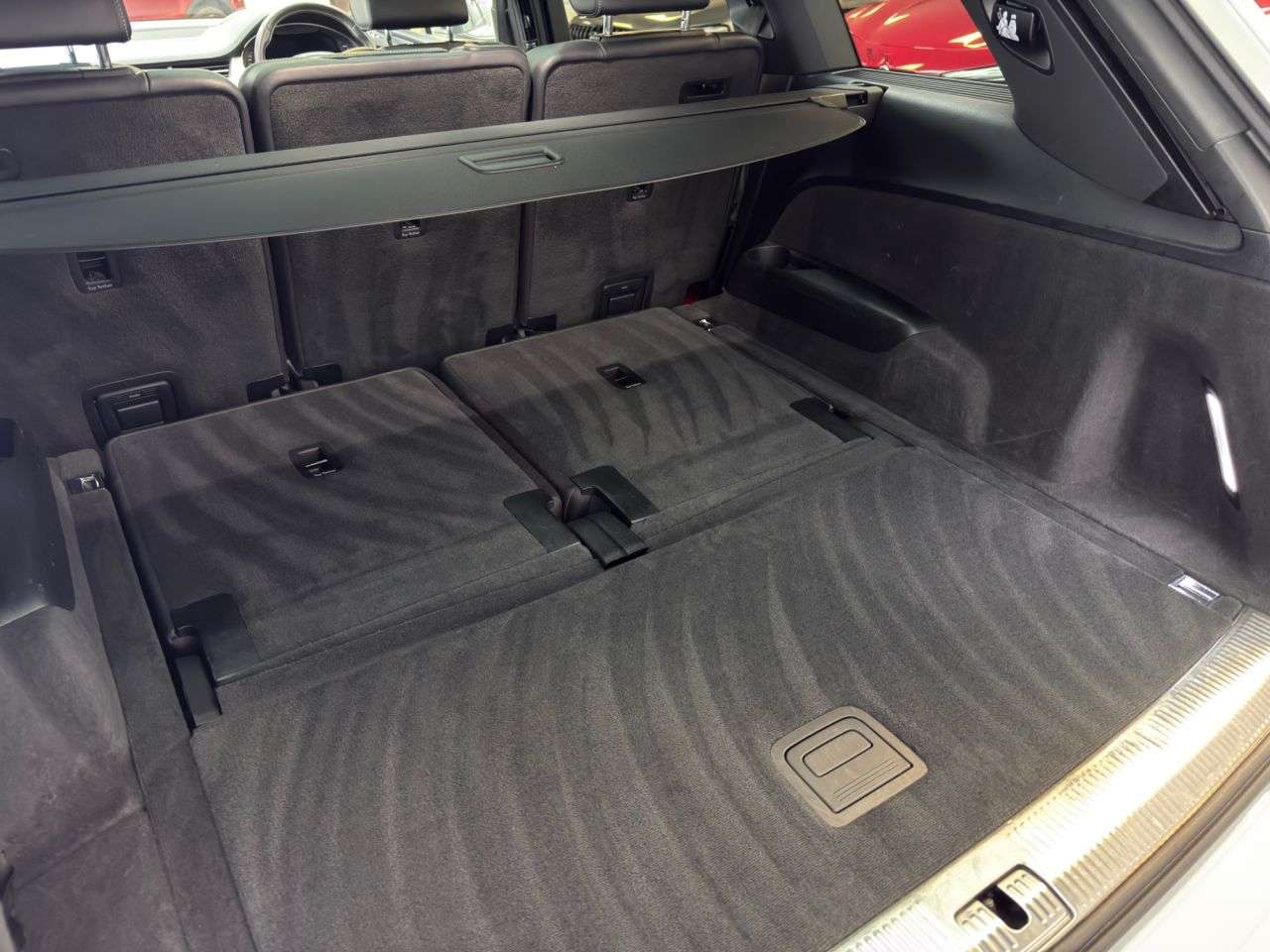 2017 AUDI SQ7 2017 AUDI SQ7