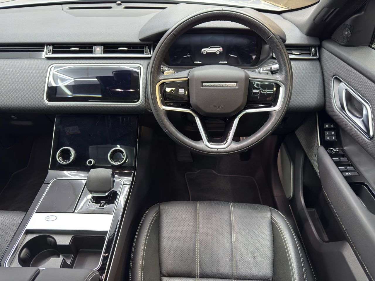 2022 LAND ROVER RANGE ROVER VELAR 2022 LAND ROVER RANGE ROVER VELAR