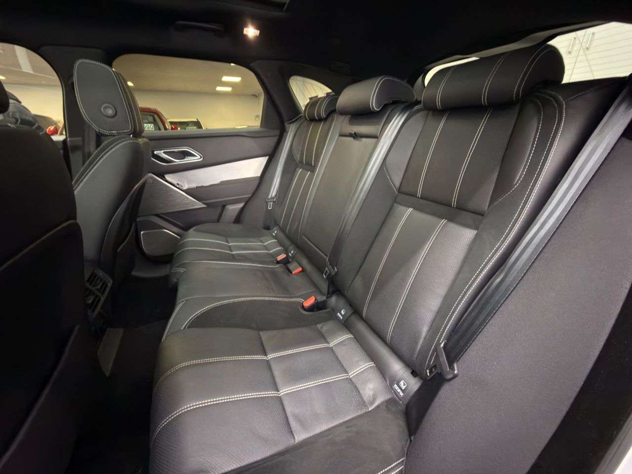 2022 LAND ROVER RANGE ROVER VELAR 2022 LAND ROVER RANGE ROVER VELAR