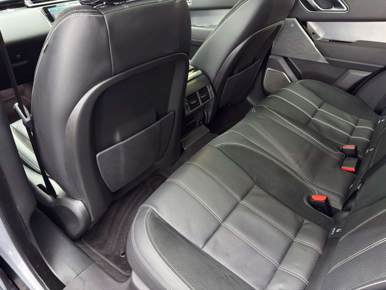 2022 LAND ROVER RANGE ROVER VELAR 2022 LAND ROVER RANGE ROVER VELAR