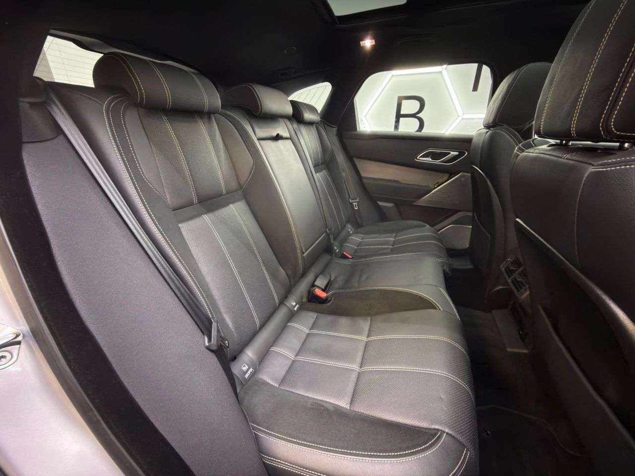 2022 LAND ROVER RANGE ROVER VELAR 2022 LAND ROVER RANGE ROVER VELAR