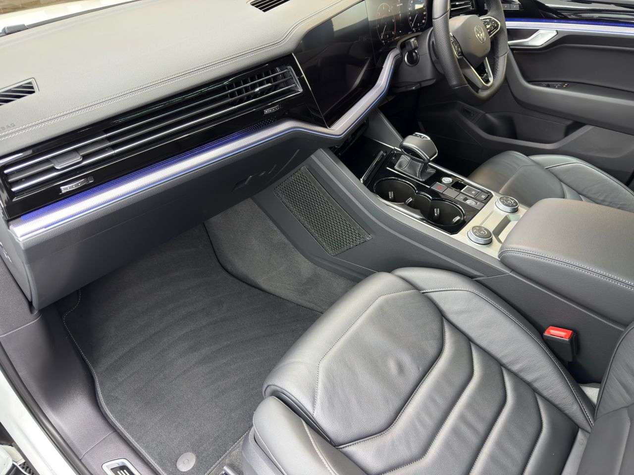 2023 VOLKSWAGEN TOUAREG 2023 VOLKSWAGEN TOUAREG