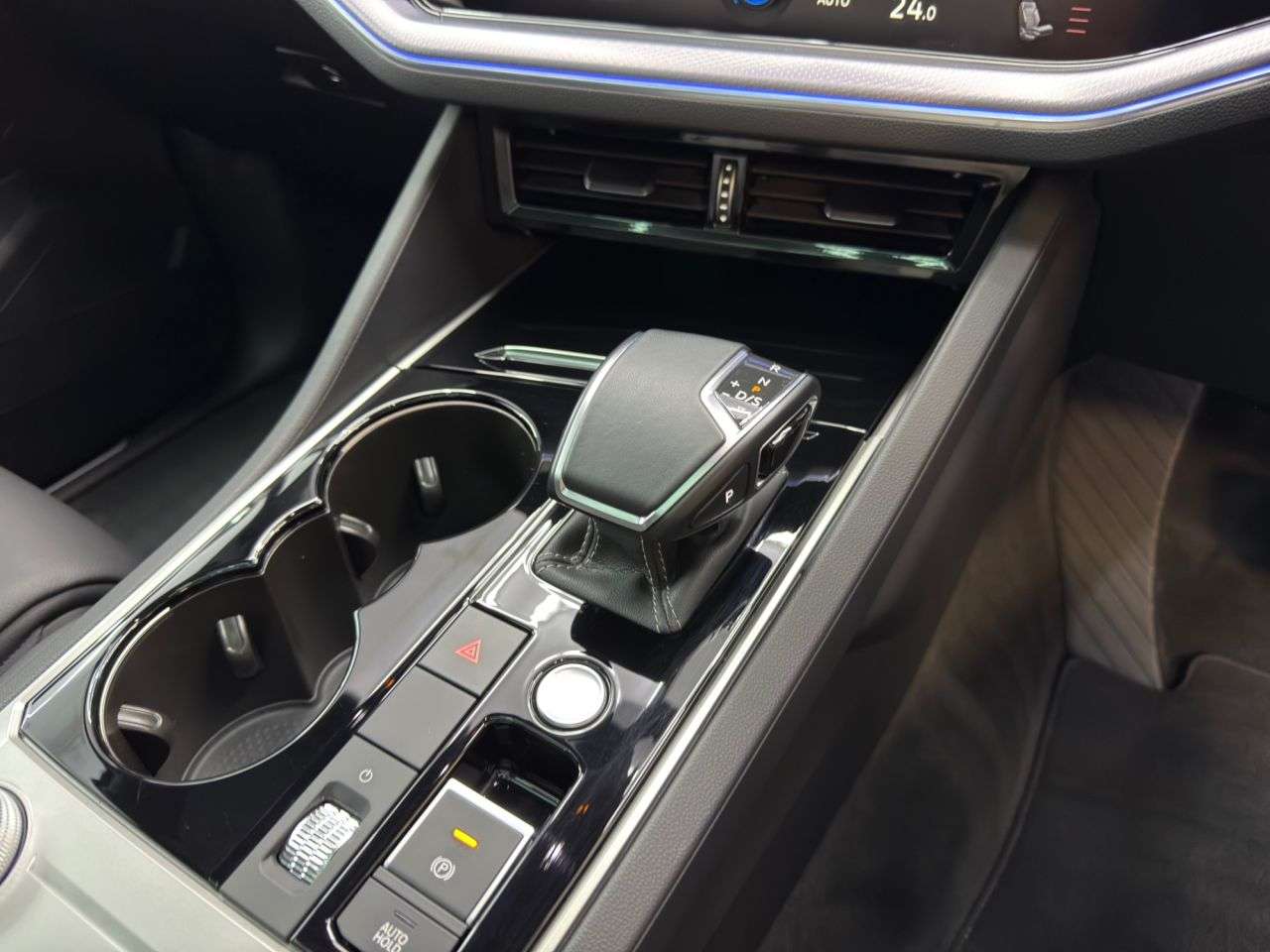 2023 VOLKSWAGEN TOUAREG 2023 VOLKSWAGEN TOUAREG