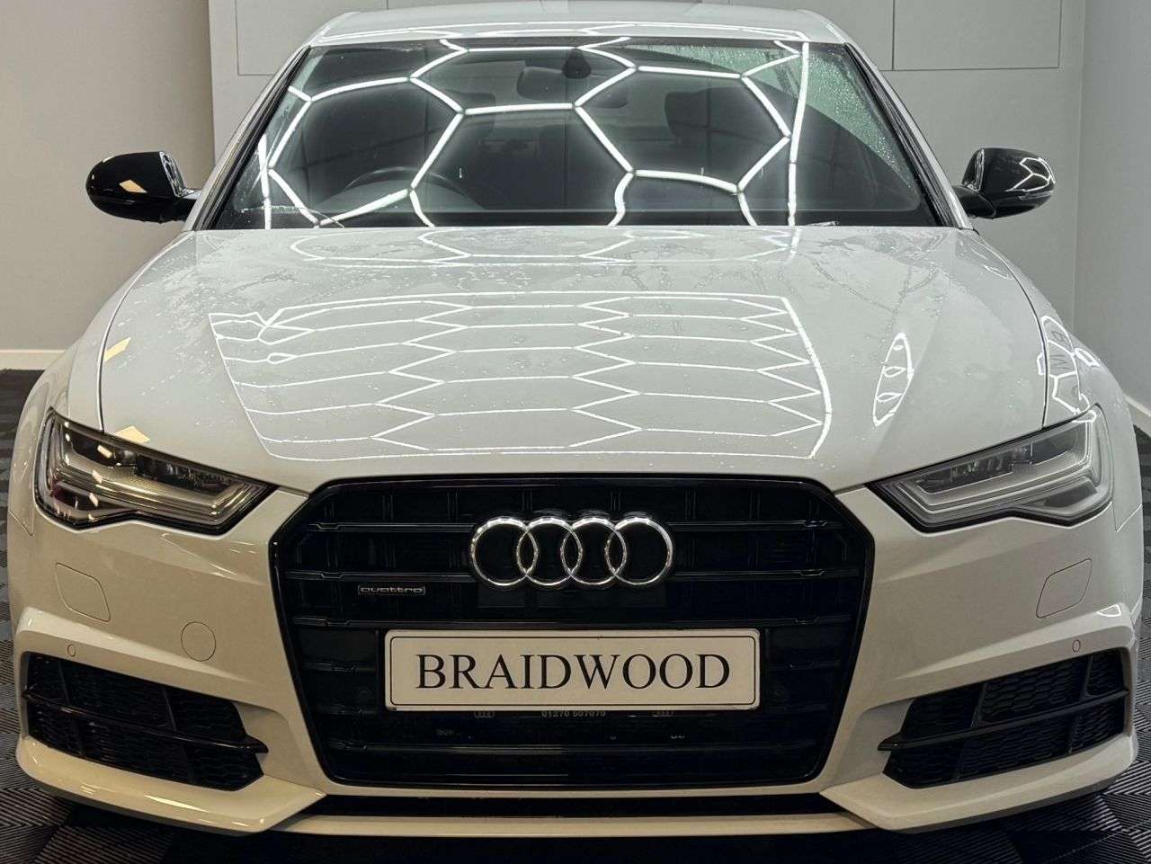 A 2017 AUDI A6 SALOON 2.0 TDI Black Edition Saloon 4dr Diesel S Tronic quattro Euro 6 (s/s) (190 A 2017 AUDI A6 SALOON 2.0 TDI Black Edition Saloon 4dr Diesel S Tronic quattro Euro 6 (s/s) (190