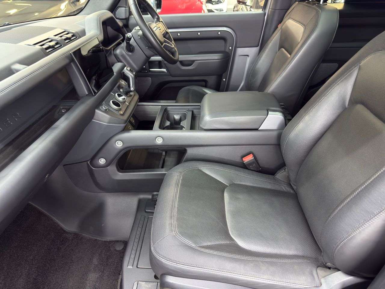 2024 LAND ROVER DEFENDER 2024 LAND ROVER DEFENDER