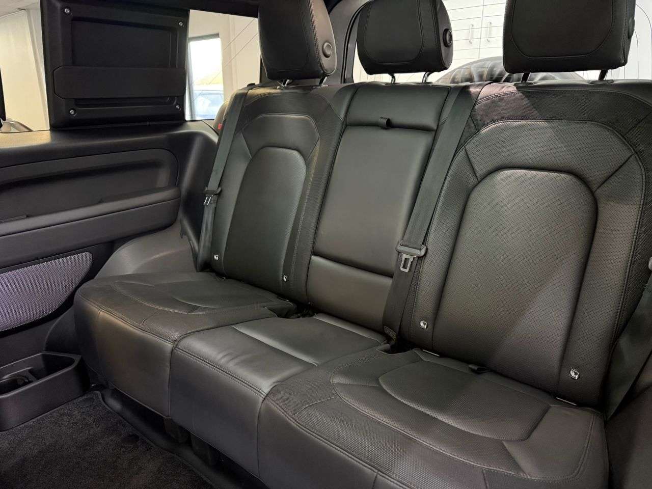 2024 LAND ROVER DEFENDER 2024 LAND ROVER DEFENDER