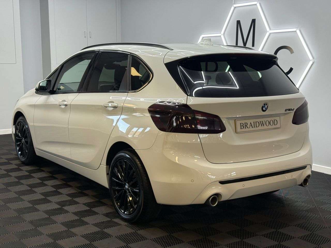 A 2018 BMW 2 SERIES ACTIVE TOURER 2.0 218d Luxury MPV 5dr Diesel Auto Euro 6 (s/s) (150 ps) A 2018 BMW 2 SERIES ACTIVE TOURER 2.0 218d Luxury MPV 5dr Diesel Auto Euro 6 (s/s) (150 ps)