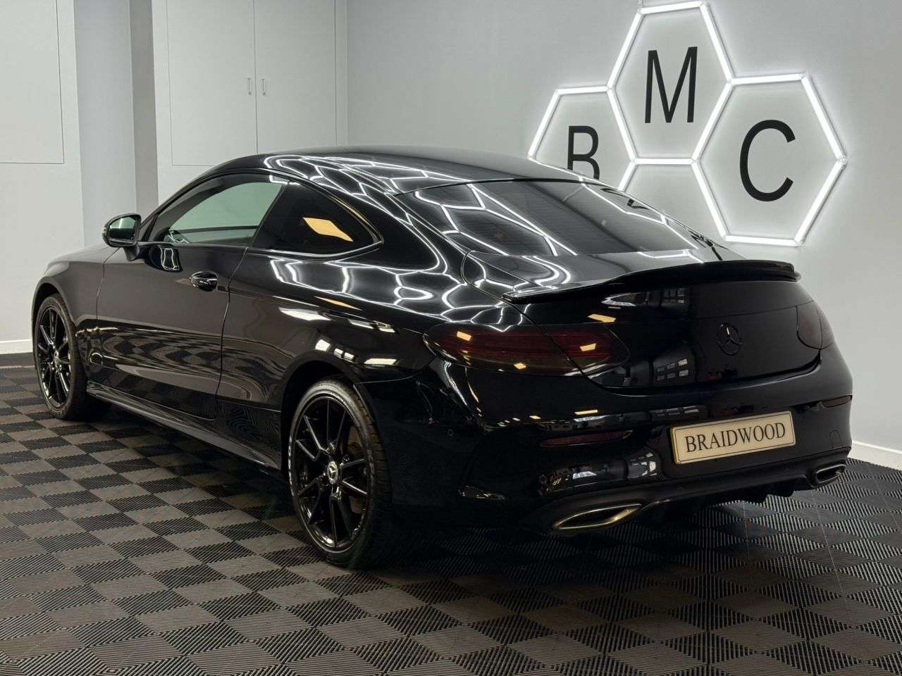 A 2019 MERCEDES-BENZ C-CLASS 2.0 C220d AMG Line Coupe 2dr Diesel G-Tronic+ 4MATIC Euro 6 (s/s) (194 ps) A 2019 MERCEDES-BENZ C-CLASS 2.0 C220d AMG Line Coupe 2dr Diesel G-Tronic+ 4MATIC Euro 6 (s/s) (194 ps)