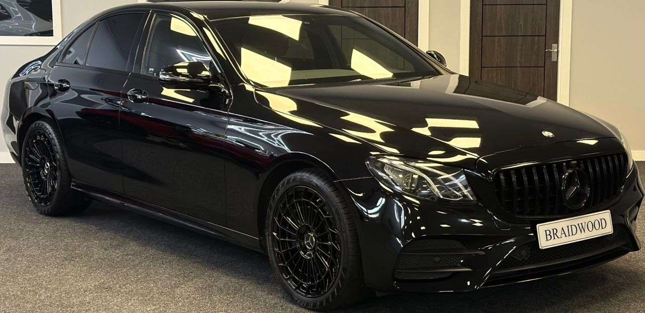 A 2017 MERCEDES-BENZ E-CLASS 2.0 E200d AMG Line Saloon 4dr Diesel G-Tronic+ Euro 6 (s/s) (150 ps) A 2017 MERCEDES-BENZ E-CLASS 2.0 E200d AMG Line Saloon 4dr Diesel G-Tronic+ Euro 6 (s/s) (150 ps)