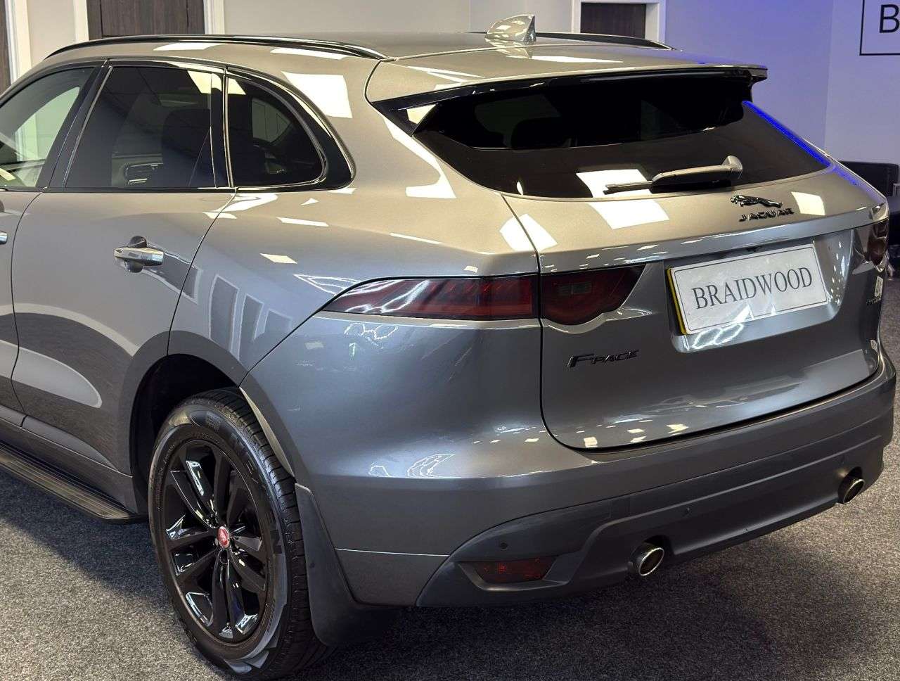 2018 JAGUAR F-PACE 2018 JAGUAR F-PACE