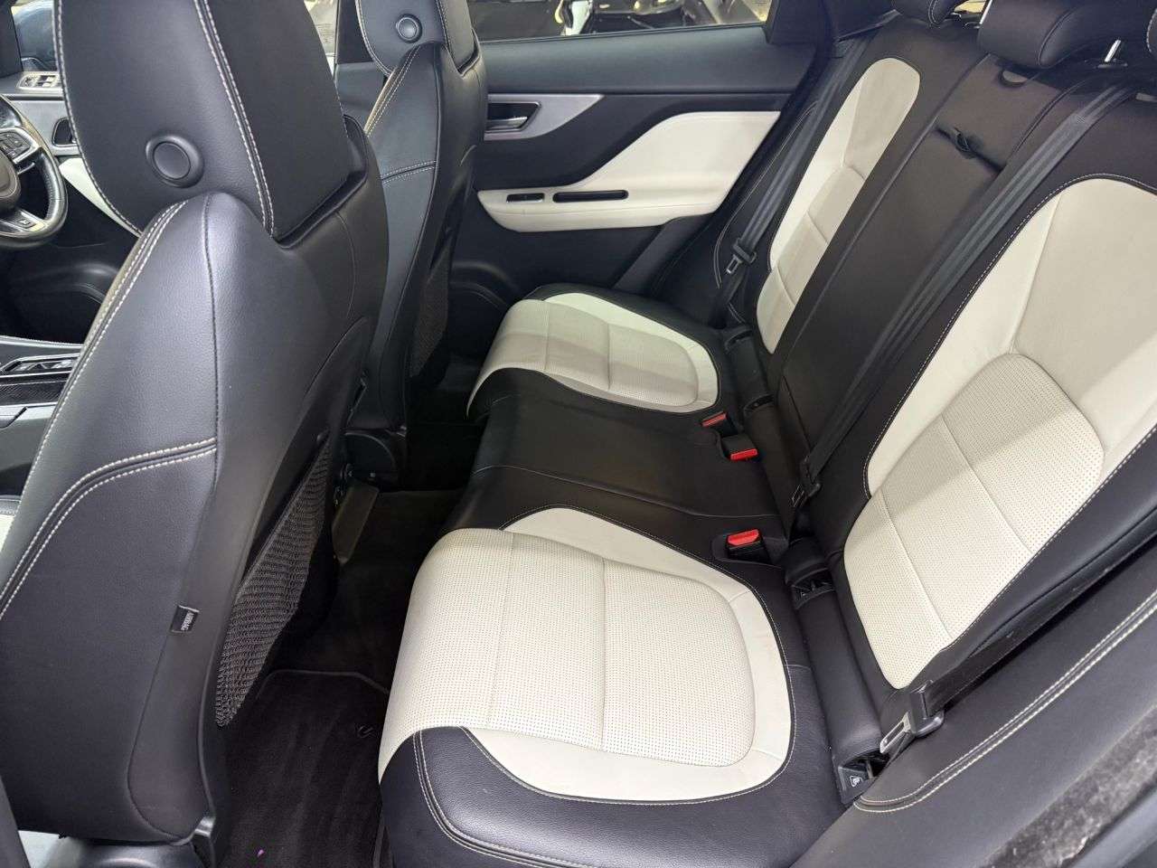 2018 JAGUAR F-PACE 2018 JAGUAR F-PACE