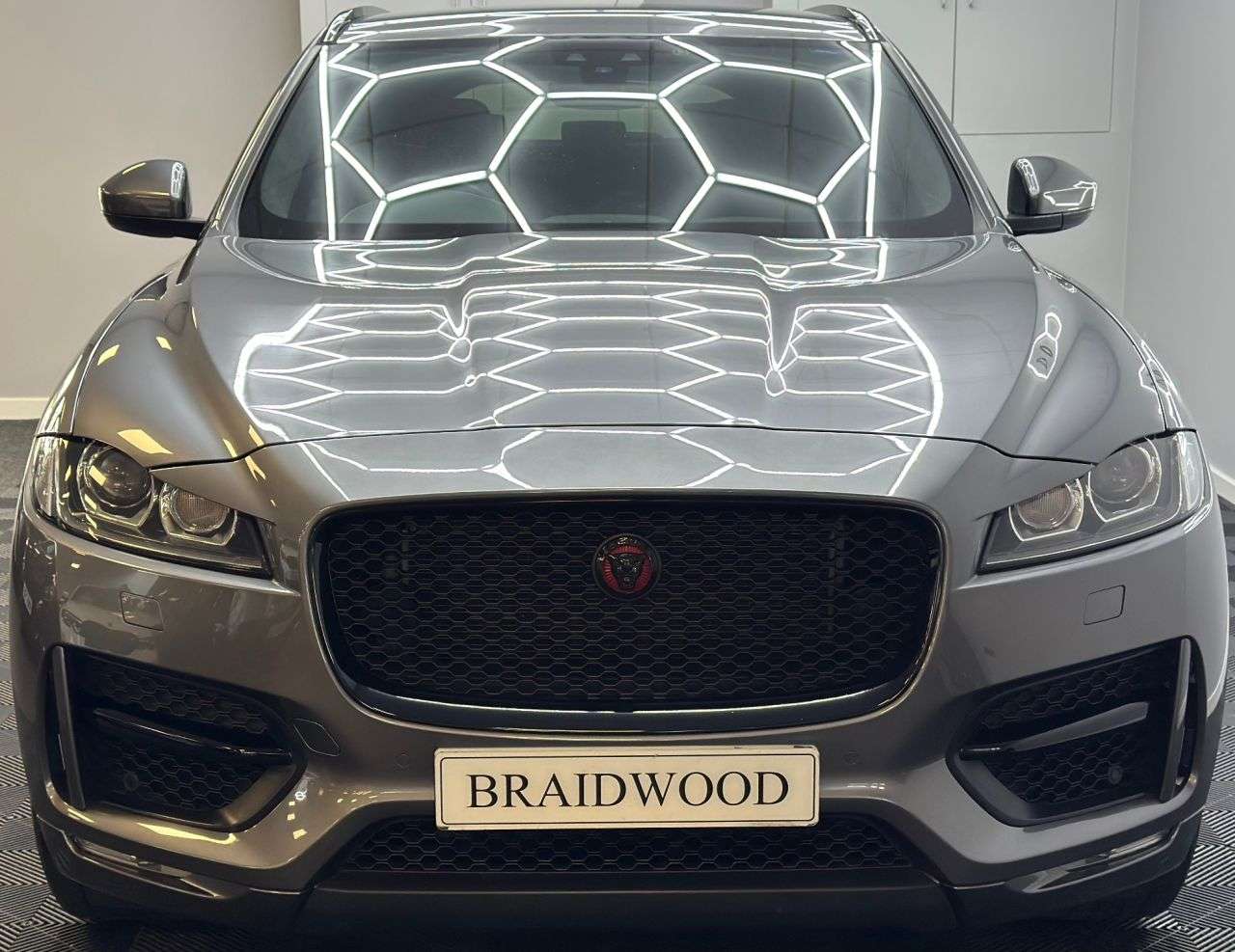 2018 JAGUAR F-PACE 2018 JAGUAR F-PACE