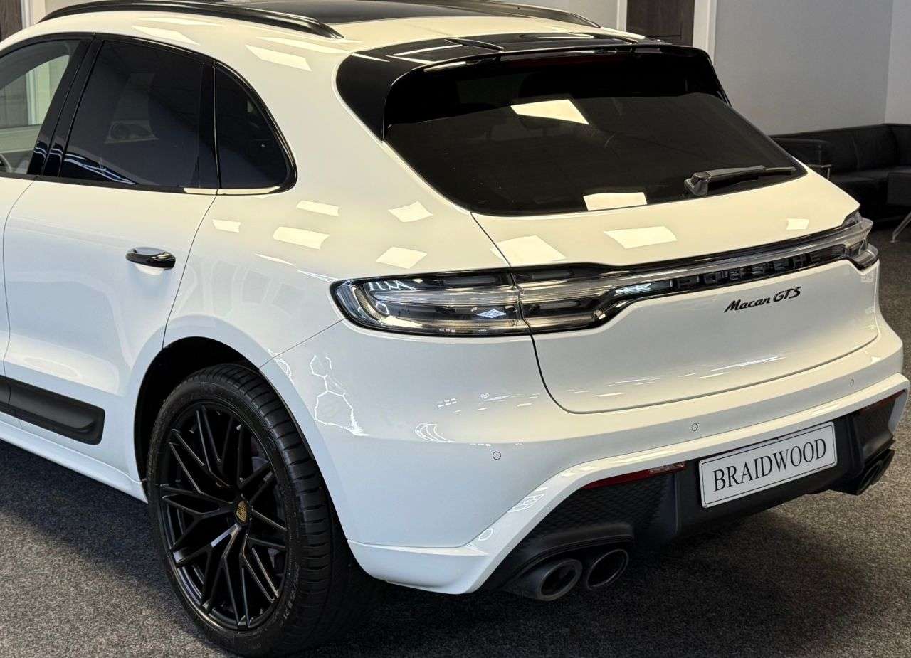 2022 PORSCHE MACAN 2022 PORSCHE MACAN