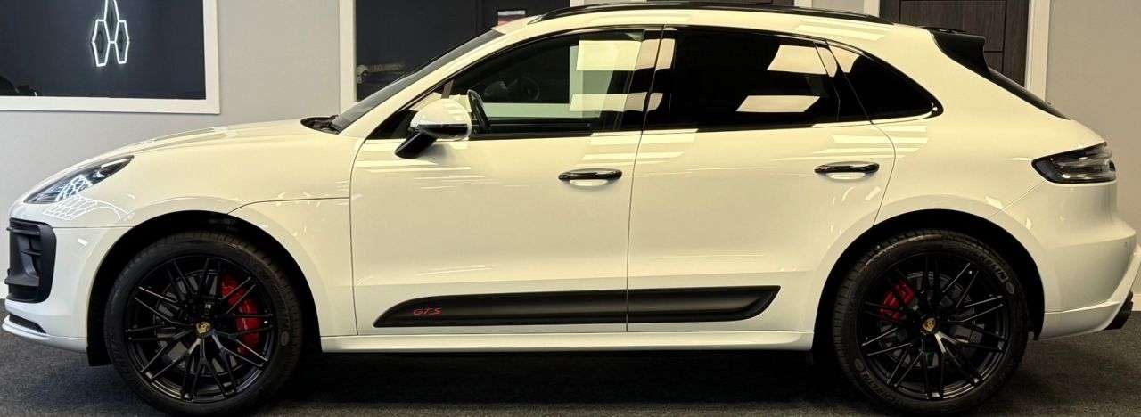 2022 PORSCHE MACAN 2022 PORSCHE MACAN