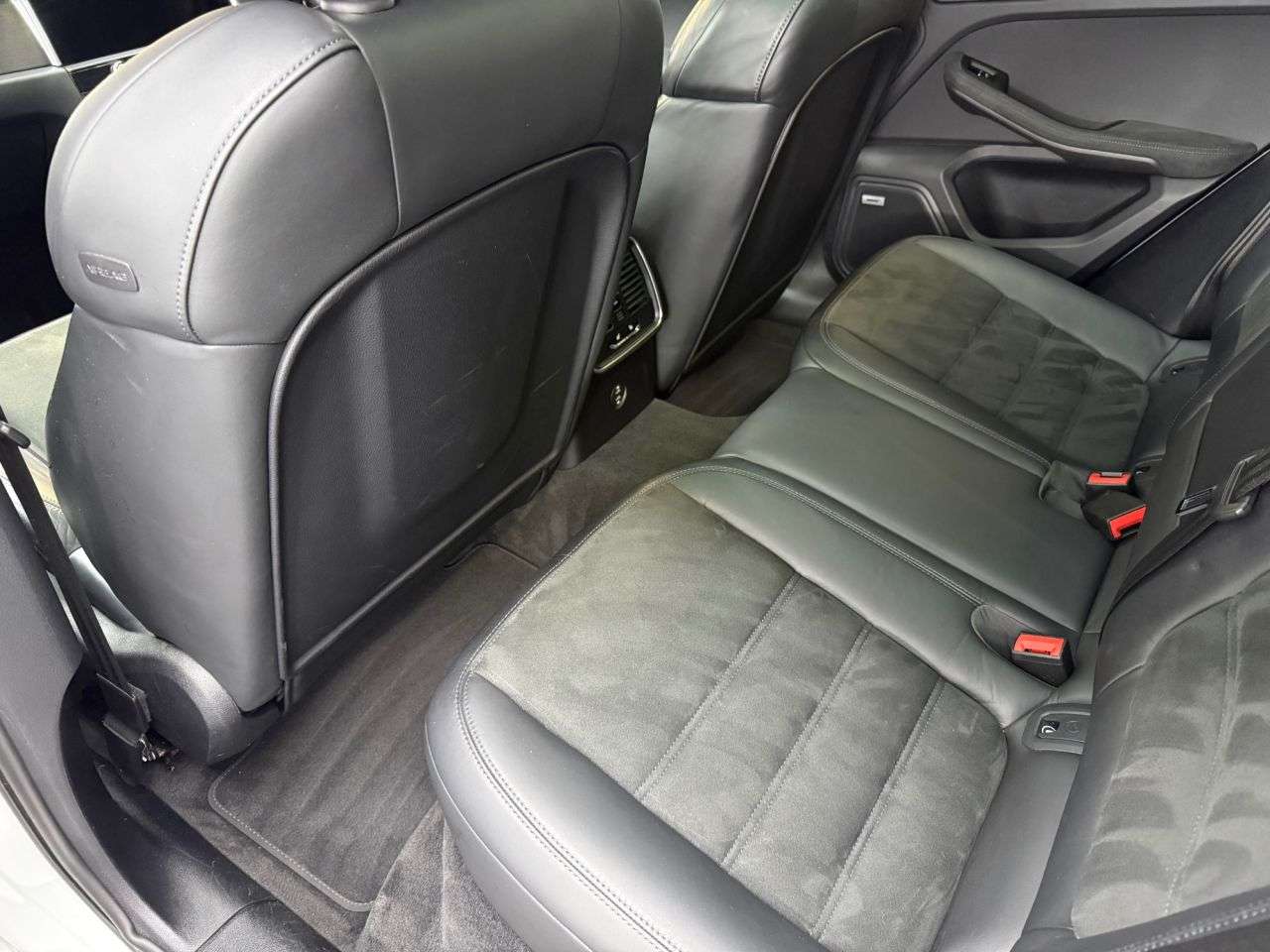 2022 PORSCHE MACAN 2022 PORSCHE MACAN