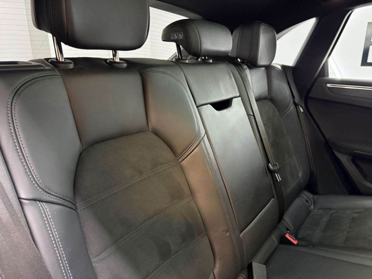 2022 PORSCHE MACAN 2022 PORSCHE MACAN