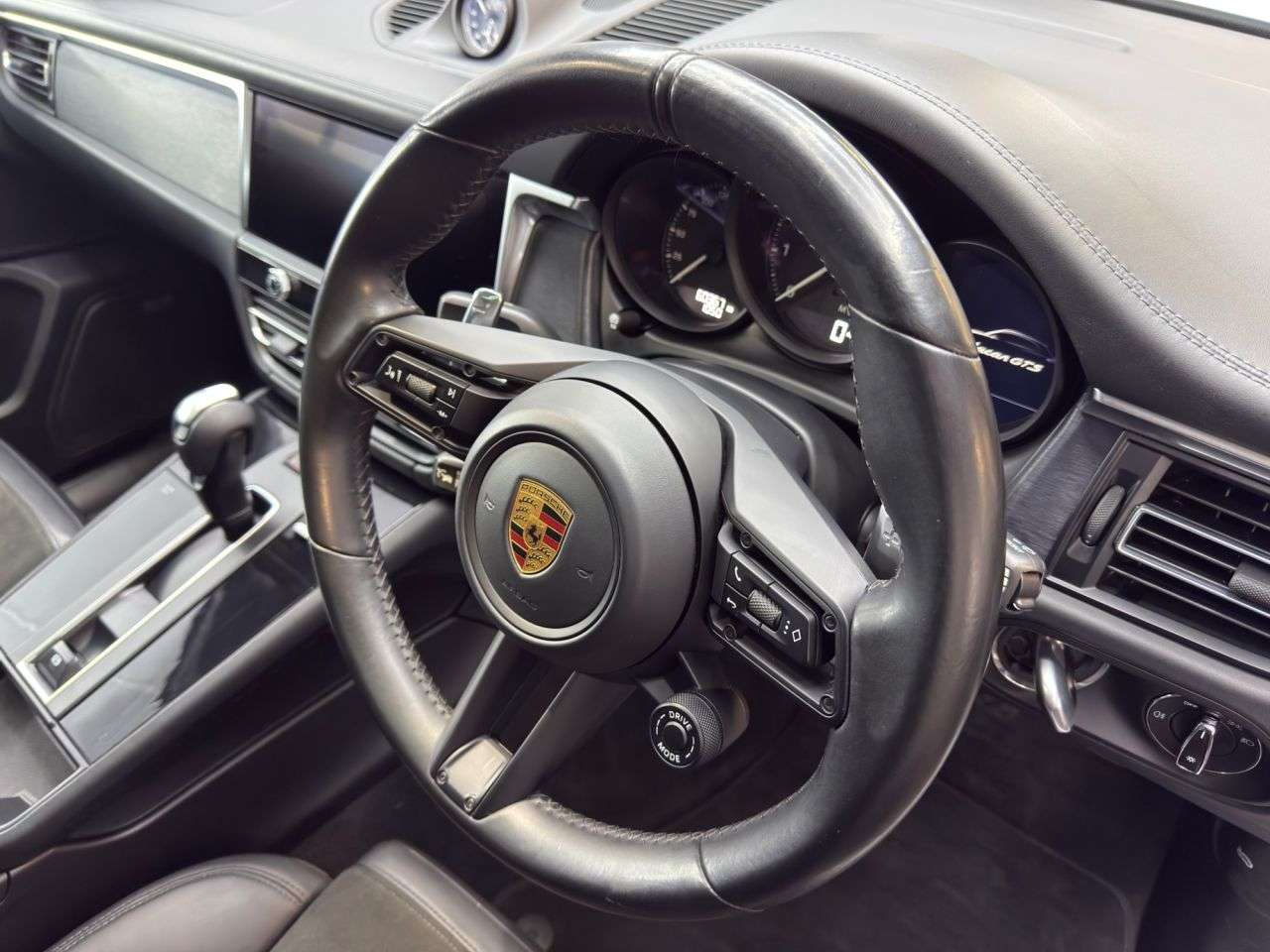 2022 PORSCHE MACAN 2022 PORSCHE MACAN