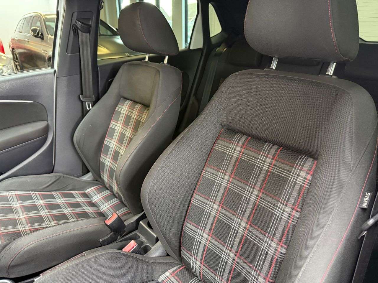 2017 VOLKSWAGEN POLO 2017 VOLKSWAGEN POLO