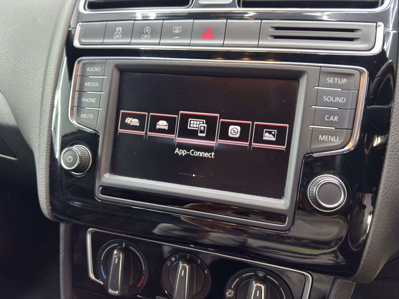 2017 VOLKSWAGEN POLO 2017 VOLKSWAGEN POLO